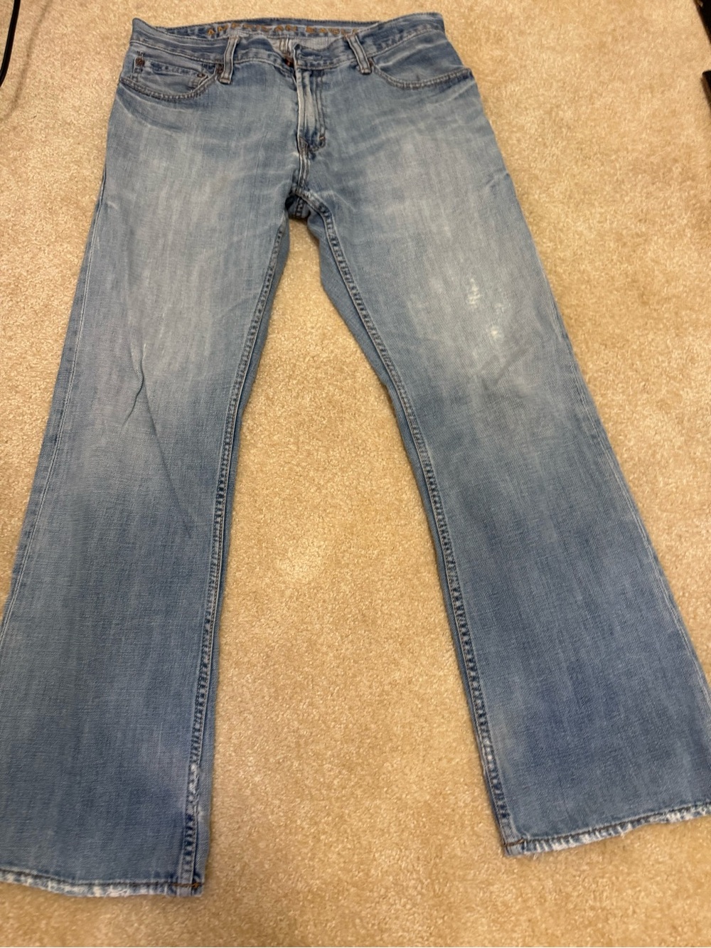 American eagle. Low rise Light Blue Bootcut Jeans Mens 31x30
